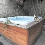 Scalotta - Private Garden With Jacuzzi And شقة *
