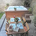 شقة Scalotta - Private Garden With Jacuzzi And ديرفيو