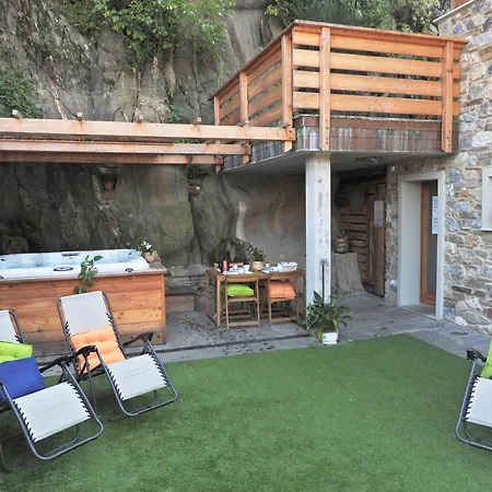 Scalotta - Private Garden With Jacuzzi And ديرفيو