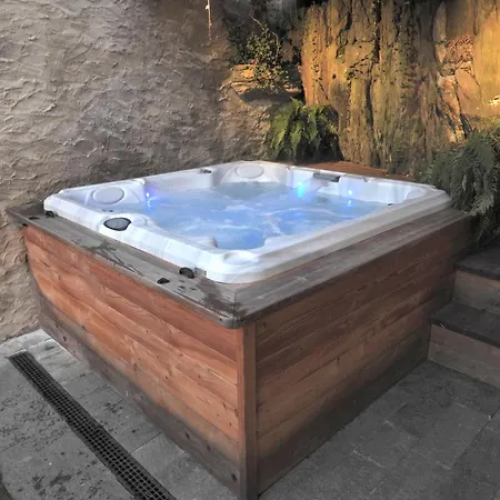 شقة Scalotta - Private Garden With Jacuzzi And ديرفيو